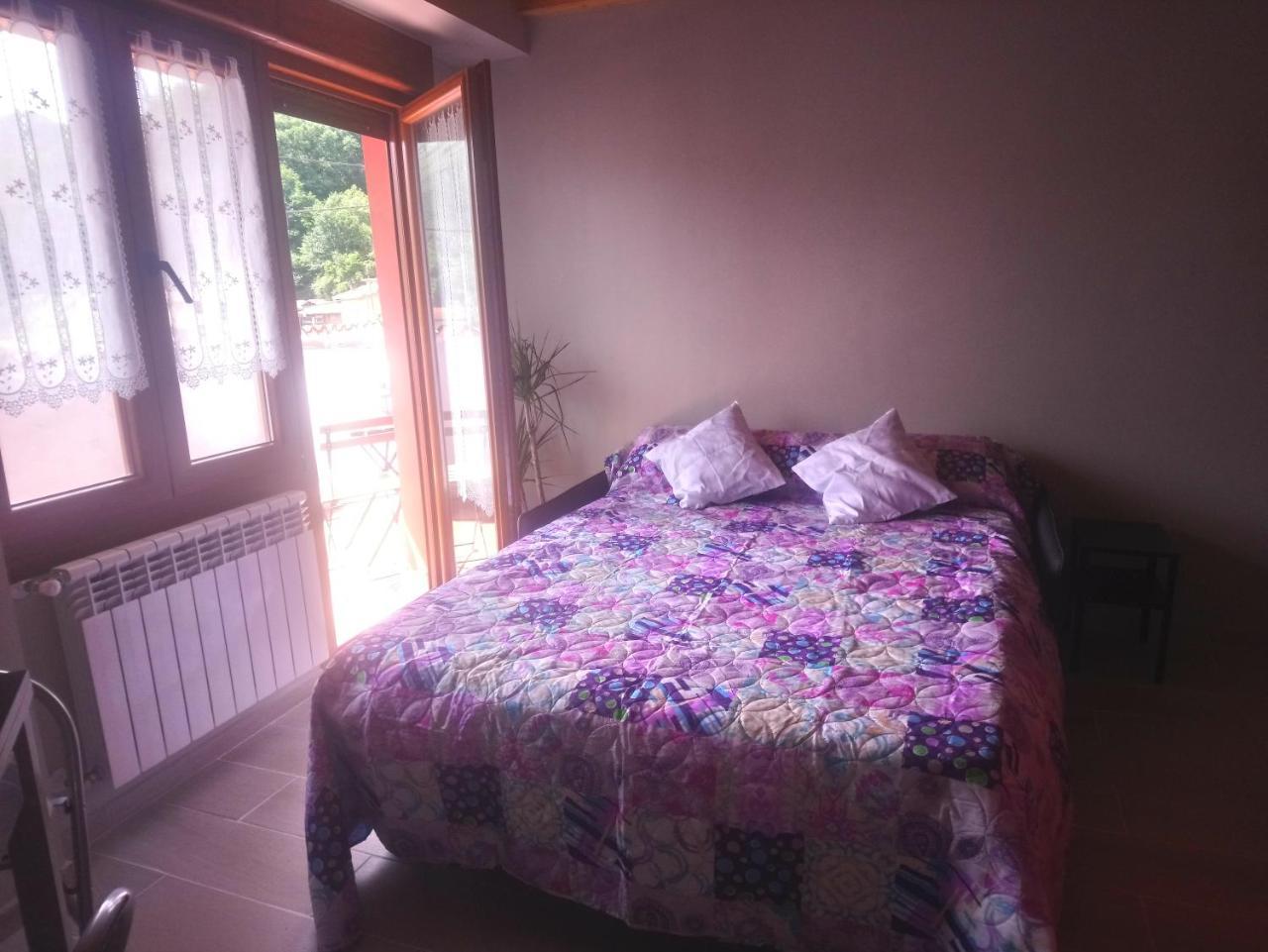 La Besnada Apartment Nieda Exterior photo
